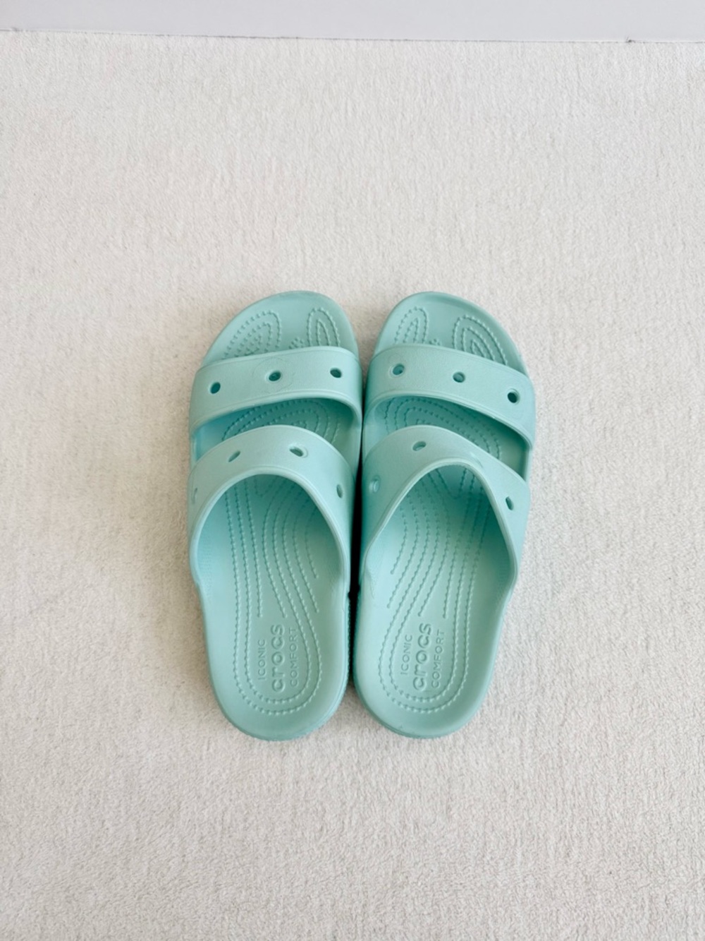 CROCS Light Blue Classic Slide Sandals M7/W9 Charms Included Separately - Picture 5 of 8